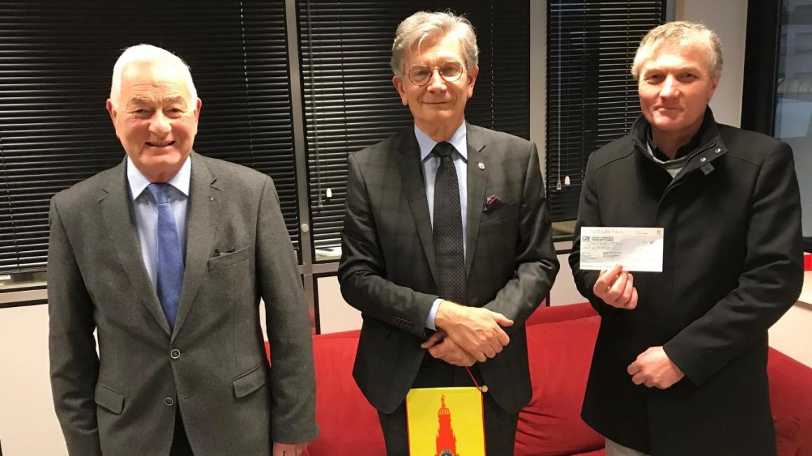 La générosité du Lions-club Arras Beffroi pour le Noël des Déshérités La générosité du Lions-club Arras Beffroi pour le Noël des Déshérités
